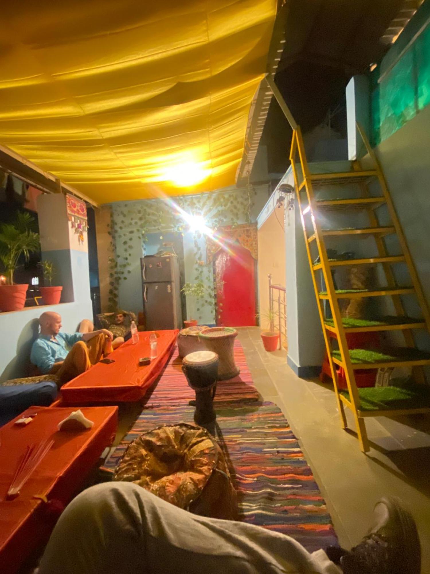 Blue Eye Hostel Jaisalmer Zewnętrze zdjęcie