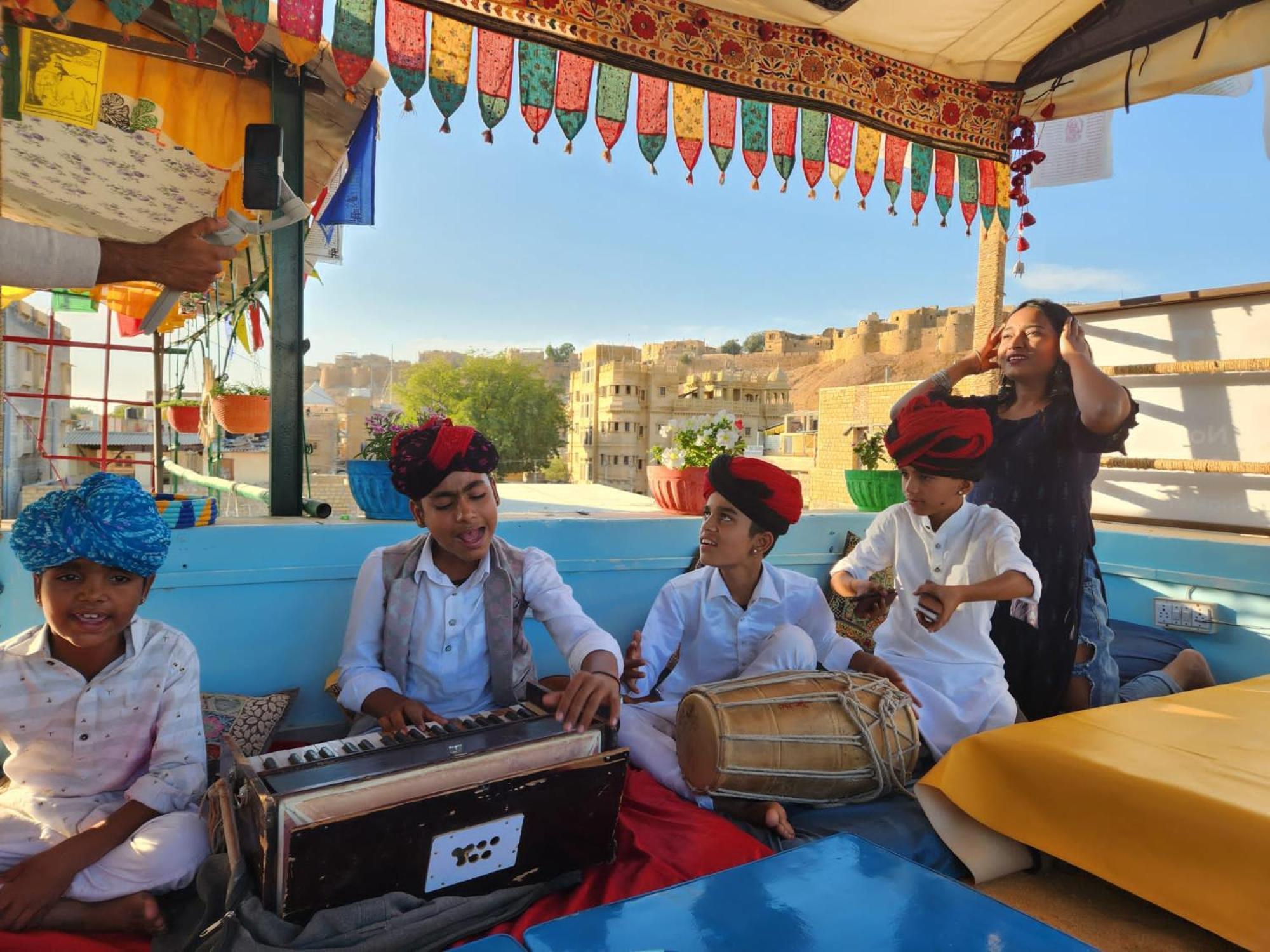 Blue Eye Hostel Jaisalmer Zewnętrze zdjęcie